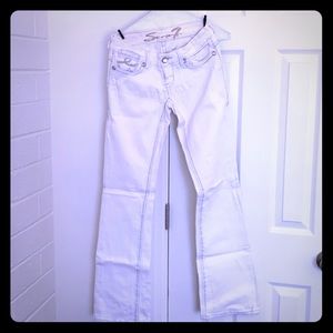 Seven White Jeans